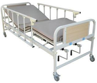 Multi-Purpose penyandang cacat manual Hospital Bed Dengan Mesh-Wire Mattress