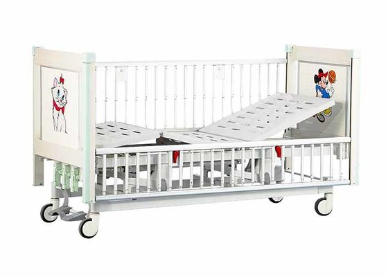 Tempat tidur rumah sakit pediatrik baja dengan aluminium Alloy sisi rel di panjang penuh