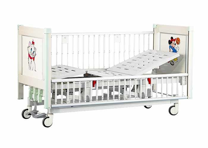 Tempat tidur rumah sakit pediatrik baja dengan aluminium Alloy sisi rel di panjang penuh